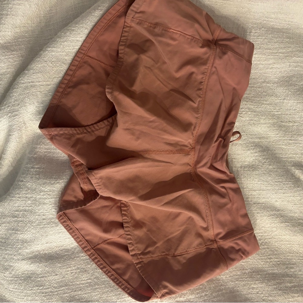 Lululemon size 4 speed up 2.5 pink shorts!
